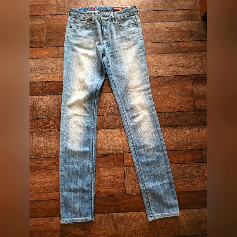 EXPRESS JEANS-MIA